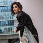 Karishma Tanna Instagram - Write a caption...?? Outfit @_huemn Stylist @sukritigrover