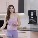 Karishma Tanna Instagram - Embracing the day with a triple assurance of healthy hydration! Clean water is the cornerstone of well-being. Watch the video to learn why I found the ideal solution for both good quality and quantity of water in my LG Water Purifier. #HealthMatters #LGWaterPurifier #TripleAssurance #PureWater #LGIndia #LGRO