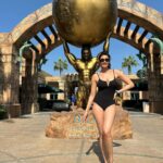 Karishma Tanna Instagram - 🖤 Thanku @atlantistheroyal for this outstanding experience at the @aquaventuredubai 🩷 @pickyourtrail #dubai