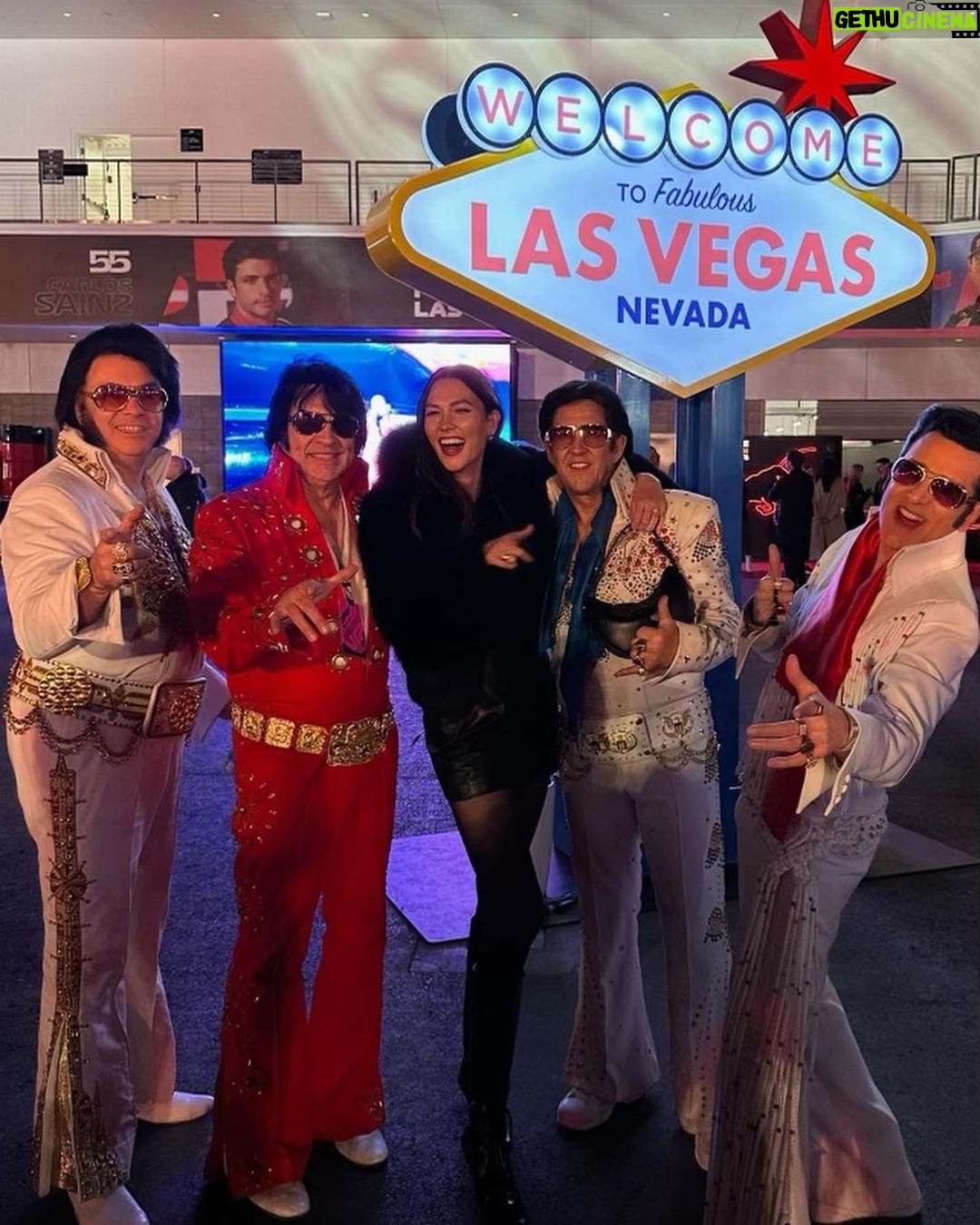 Karlie Kloss Instagram - Down on the grid 🏁 Las Vegas, Nevada