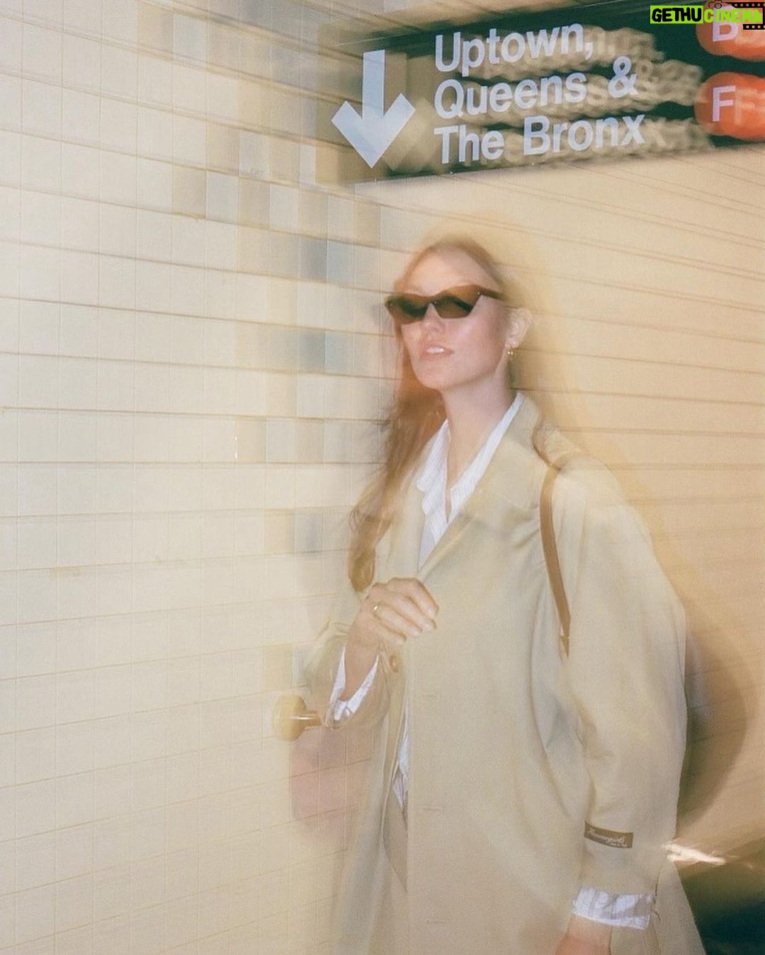 Karlie Kloss Instagram - Preferred mode of transportation