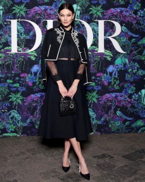 Karlie Kloss Kushner Instagram - with @dior 🖤
