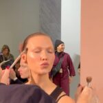 Karlie Kloss Instagram - @schiaparelli you never cease to amaze @danielroseberry thank you for including me in your brilliant vision 🖤