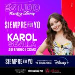 Karol Sevilla Instagram - ¡Ya está cerca el Estudio Radio Disney: Siempre fui yo con @karolsevillaofc! 🎤 🩵 Si aún no tienes tus invitaciones corre a nuestro TikTok @radiodisneymx a participar por ellas o escúchanos en tu radio #RadioDisney 🔊📱 Conoce más alboa.com.mx #DiversiónAlboa #Alboa