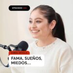 Karol Sevilla Instagram – En este episodio invitamos a nuestra queridísima @karolsevillaofc, actriz y cantante mexicana 🤩. Karol era sólo una niña cuando empezó a trabajar en la televisión y a los pocos años se quedó en uno de los proyectos más grandes que ha tenido Disney en español, su cara se convirtió en un referente para las generaciones que iban creciendo junto con ella en “Soy Luna” 👏.
Hoy nos acompaña en Se Regalan Dudas para contarnos su vida, sus miedos, sus sueños, su etapa de depresión, ansiedad y las dificultades con las que ha crecido, pero también cómo ha sido crecer ante la mirada de millones de personas y tantas otras cosas con las que conectamos y aprendimos a través de su historia 🙌.
En este episodio encontrarás información sobre:
👉 Los orígenes de Karol Sevilla.
👉 Sus inicios como actriz.
👉 La importancia del apoyo de su abuela y su familia.
👉 Alcanzar tus sueños.
👉 Soy Luna: el papel que cambió su vida.
👉 Crecer en otro país.
👉 Descubrir quién eres realmente.
👉 Depresión y ansiedad.
👉 Lidiar con la fama.
👉 Encontrar tu camino y poner límites.
👉 La falsedad en las redes sociales.
👉 Estereotipos de belleza.
👉 Hacer las paces contigo mismx.
Encuéntralo como “355. Fama, sueños, miedos y más” en plataformas de audio o con video en YouTube 🎧.
—————————
#SeRegalanDudas #KarolSevilla #sueños #fama #podcast #alcanzarsueños