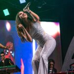 Karol Sevilla Instagram - Estoy in love con el micrófono de mis amigos de @shure que cosa tan bella!! 🧡✨ se dio todo en Merida