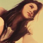 Karol Sevilla Instagram - Amor y paz…🫰🏻✌🏼