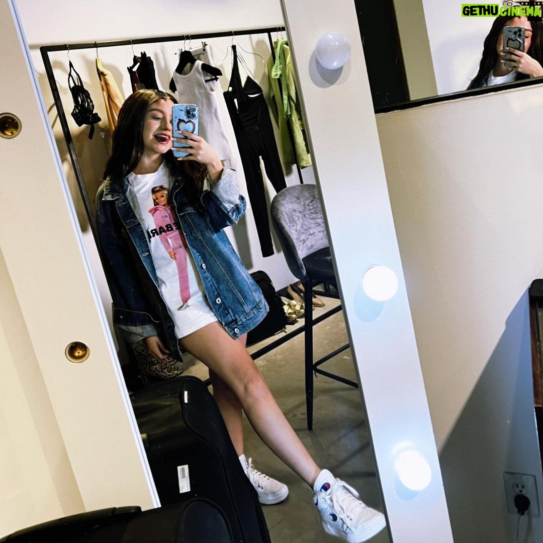 Karol Sevilla Instagram - ✨Soñando en grande!! ✨