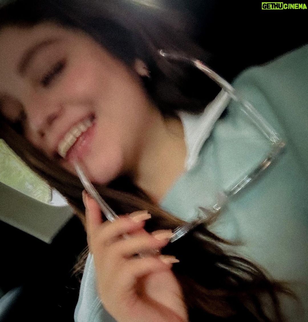 Karol Sevilla Instagram - Odio los lunes 😒
