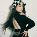 Karol Sevilla Instagram - Si algo define a Karol Sevilla es su carisma y sencillez, así como una sonrisa capaz de iluminar cada lugar que pisa. SORPRESA: alerta para todxs los fans de Karol. Si nos siguen en todas nuestras redes sociales podrán ver antes que nadie un video especial en nuestra cuenta de tiktok! (Twitter, Instagram, Tiktok y facebook) Envíen captura de pantalla y les daremos acceso. 🥰 Tienen hasta las 12 pm del 13 de enero ☺️ ¡Los esperamos ! FOTOGRAFÍA: @marthalvarezbernal Director editorial: @gerardangulo Realización: @sergio.valenzuelach Maquillaje: @byjuandedios Cabello: @javierdiaz_hairstyle Asistentes de moda: @michelleortizand y @v.__an Director de arte: @samantagonzalez.or #karolsevilla #karolsevillaofc #urbanda #karolsevillaurbanda