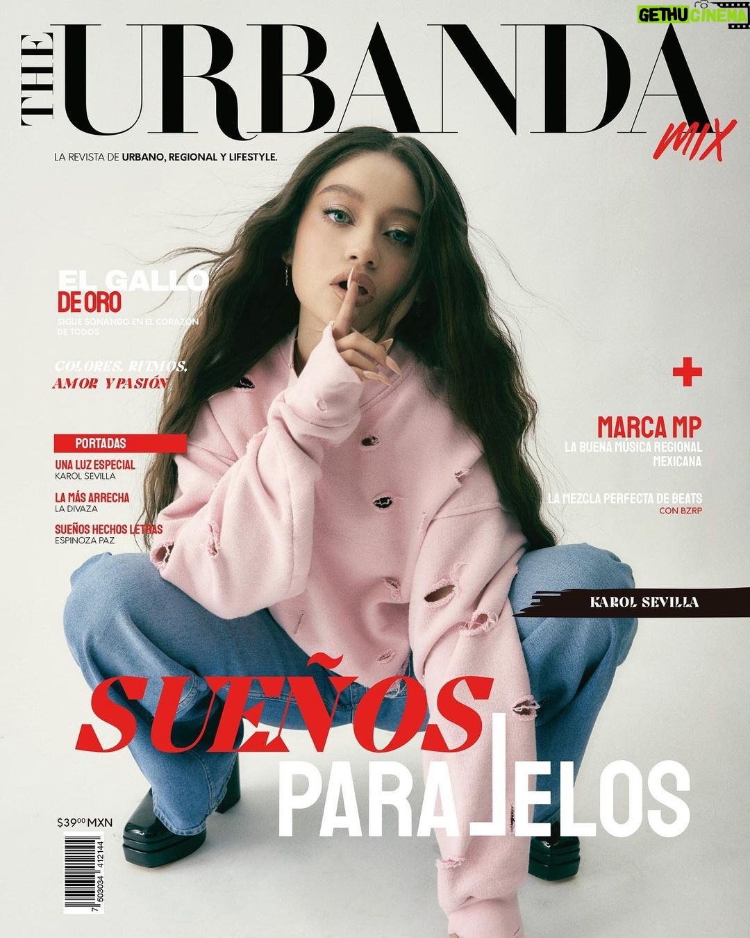 Karol Sevilla Instagram - Nuestra última portada del mes es una mujer maravillosa que irradia magia e inspira con cada uno de sus logros: Karol Sevilla es una estrella por esfuerzo propio. FOTOGRAFÍA: @marthalvarezbernal Director editorial: @gerardangulo Realización: @sergio.valenzuelach Maquillaje: @byjuandedios Cabello: @javierdiaz_hairstyle Asistentes de moda: @michelleortizand y @v.__an Director de arte: @samantagonzalez.or