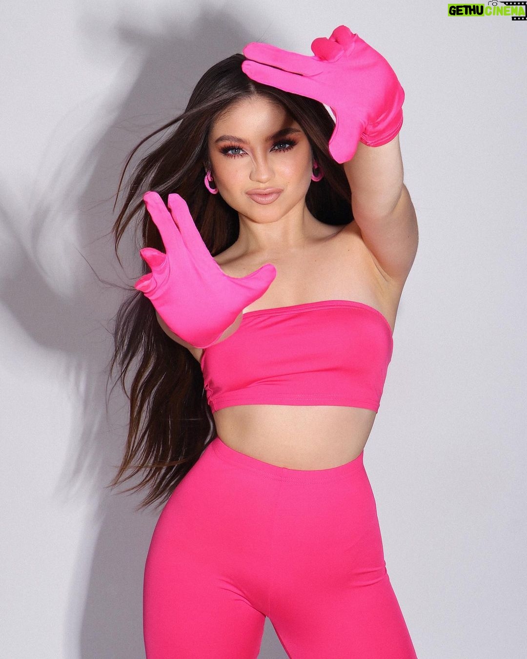 Karol Sevilla - 679.8K Likes - “La nueva karol Sevilla” 💖✨