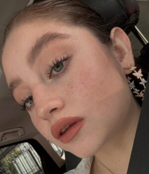 Karol Sevilla Instagram - ✨🫰🏻🎀