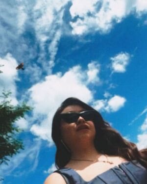 Karol Sevilla Instagram - Andamos full!! 🫰🏻✨