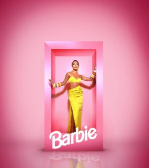 Karrueche Tran Instagram - BARBIE LA PREMIERE 🎀

Grateful for such an amazing team for making me feel like a true Barbie! 💛 
@bryonjavar 
@stephenmoleskibeauty 
@brandnewjames