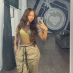 Karrueche Tran Instagram - Don’t act like I’m average ⚡️ Side note - whyyyy do I have the urge to dye my hair?? Yell at me rn and tell me no