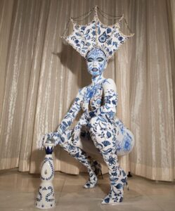 Karrueche Tran Instagram - Karrueche Azul 👅 💦 Body Paint @saishabeecham Assistants @flawlessface_mua @imtcb Look: @laroxx Crown: @sarahsokolmillinery Nails: @nailcodebynic Inspo: @jcsilveiramakeup Y’all give it up for @bryonjavar for this!! 👏🏽👏🏽👏🏽👏🏽👏🏽👏🏽 📸 @blaircaldwell Dream Hollywood