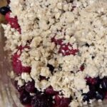 Karrueche Tran Instagram - on Saturday’s we get busy in the kitchen 👅 lemon garlic chicken mac&cheese triple berry crisp peach crisp You can call me the crisp Queen lol although I did burn the both of them a little bit this time hehe they were still good tho