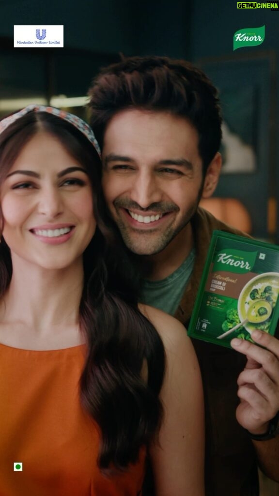 Kartik Aaryan Instagram - Behind every great soup, there’s an even greater chef! Mausam Broccoli soup ka 🥣 @knorr_india