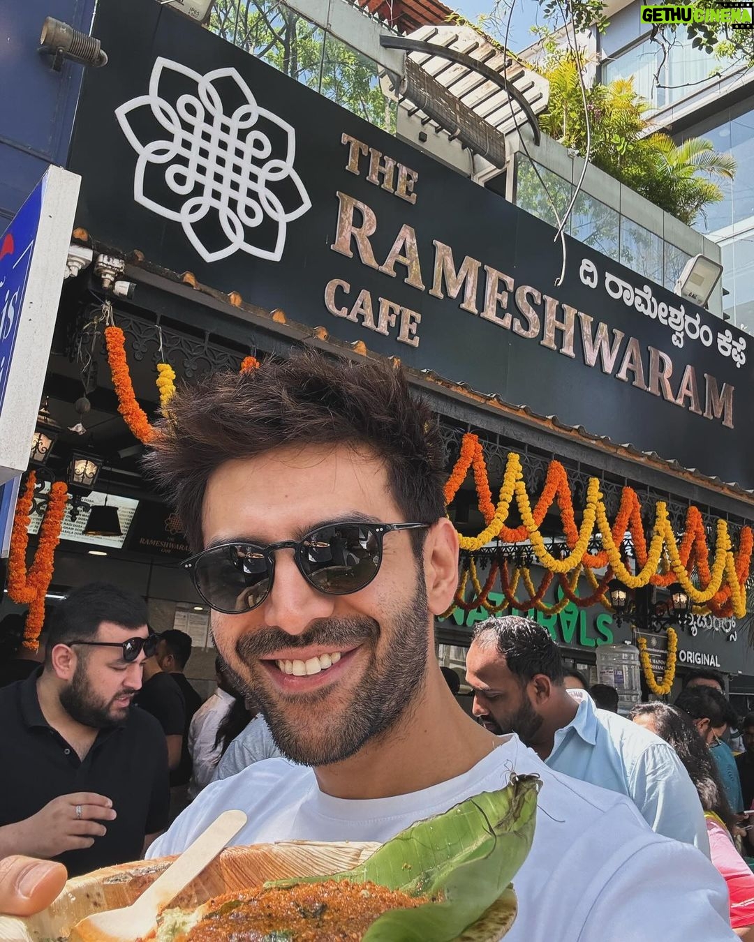 Kartik Aaryan - 1.7 Million Likes - After visiting these delicious and iconic eateries in Bangalore,
soch raha hoon food blogger ban jaun 😜😋
#rameshwaramcafe #Nagarjunafood #CheatDay 🙈