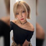 Kashou Rosiel Instagram - オフショルダー( 　'¸' ) #天下一の二次元体型