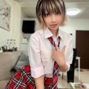 Kashou Rosiel Instagram - せいふく…♡ 
#天下一の二次元体型
