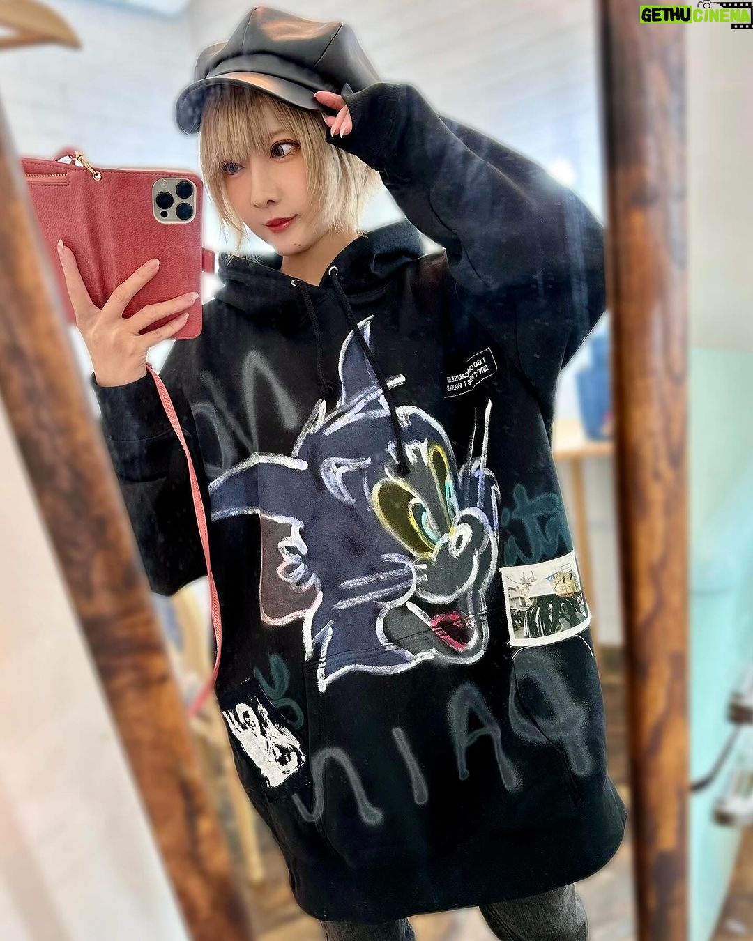 Kashou Rosiel Instagram - Tom🐈⬛🐀 #天下一の二次元体型