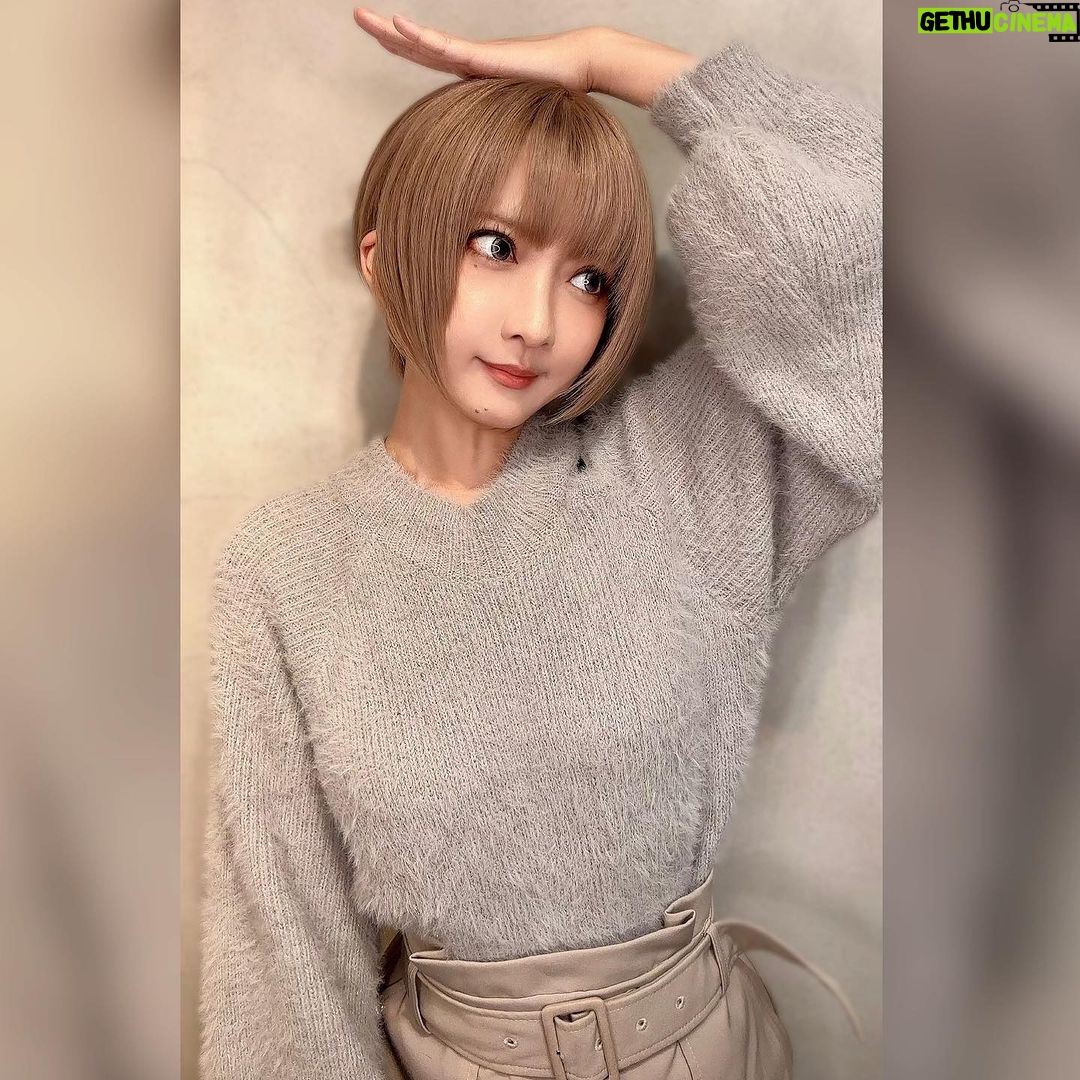 Kashou Rosiel Instagram - 渋谷にある『VAICE』さんに行ってきました! ショートヘアにしたよ!!! KAZUさんいつもありがとうございます…🙏✨