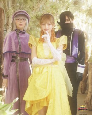 Kasumi Hasegawa Instagram - 王様戦隊キングオージャー　キャラクターブック　もっふんがつないだキズナandラクレス!?
が11月30日に発売決定しました！！

購入者特典の生写真もあります！！
購入場所によって特典の写真が変わるので、お目当ての写真をチェックして👀お手元にお迎えください⛄️❄️

感想等お待ちしてます☺️