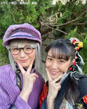 Kasumi Hasegawa Instagram - 王様戦隊キングオージャー第45話
ご視聴ありがとうございました！

モルフォーニャの心情が描かれた内容でしたね😌
リタの愛は大きすぎます🤭
これだから敵わないんですよ！

写真は幸せモルフォーニャ🤤と
キングオージャー史上1番豪華だったらしいトウフ国のおもてなし🍙
夢を語ったスズメちゃん🐝
トウフ国のお二人と🐥

ちなみにおにぎりは1話でカグラギが食べていた塩むすびが美味しそうすぎたので、オーダーしました🤭
ありがとうございました！！

来週もお楽しみに！！