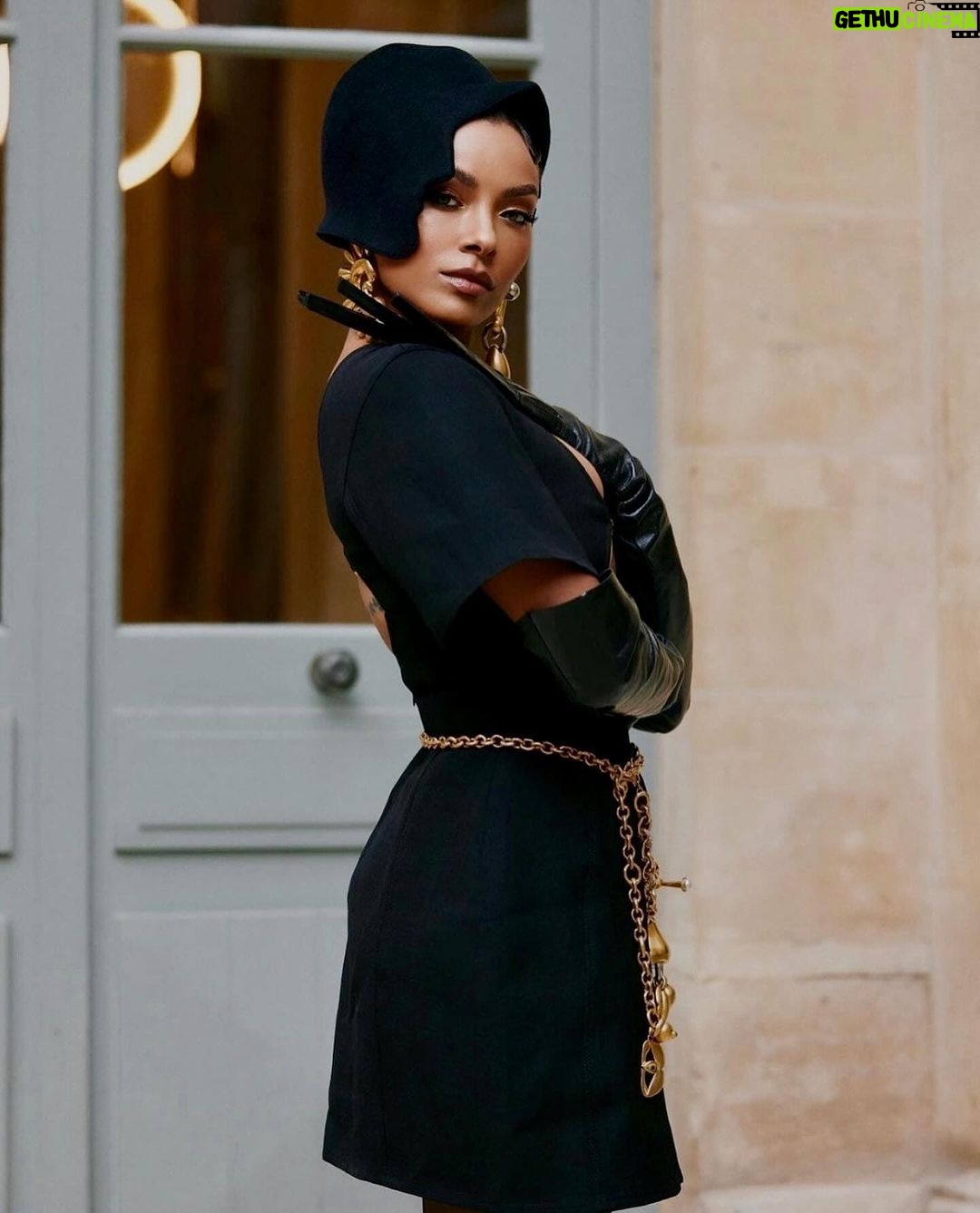 Kat Graham Instagram - Who’s ready for Paris Fashion Week? Here’s some of my favorite street style looks over the years. See you in Paris for couture kids! Paris, France