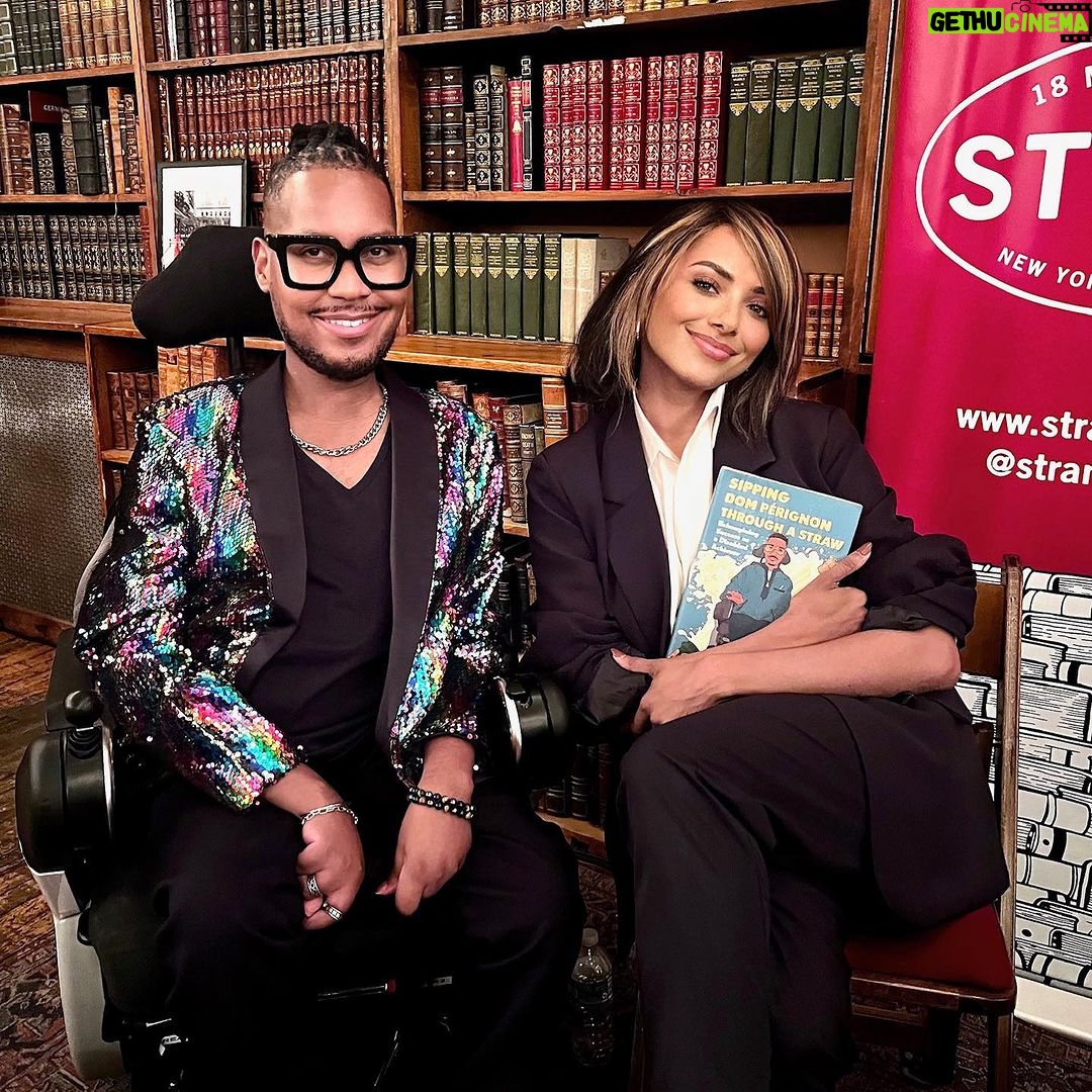Kat Graham Instagram - All hands on deck!!! @eddiendopu’s book just dropped and we need to hit the 2K mark for Eddie to make HISTORY as the first Black gay disabled author to debut on the #newyorktimesbestseller list. Link in my bio. Grab a copy NOW. Link In Bio