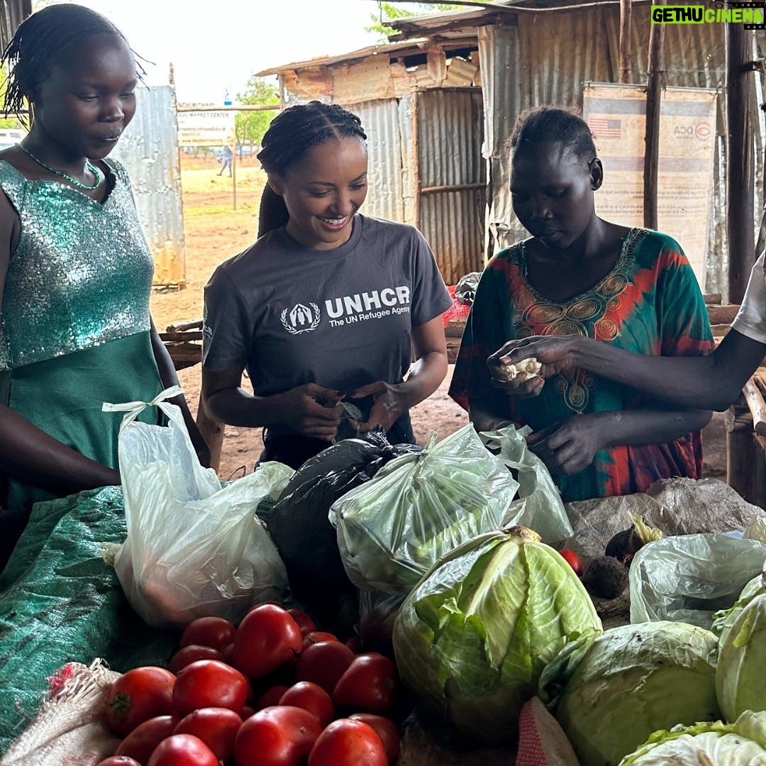 Kat Graham Instagram - Refugees are often the hardest hit by hunger. Rising food prices mean displaced families often don’t have enough to eat. Please help support the work of UNHCR (@Refugees) by donating through the link in my bio to ensure they are kept safe from the spiraling food crisis. Link In Bio