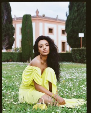 Kat Graham Instagram - New Harper’s Bazaar story 💕

Exec Director: Alessio Filippelli @ale_ssiofilippelli
Photographer: Carly Dame @carlydame
1st Assistant: Taylor Scragg @taylorscragg
Styling: Victor Danilov @danilov.viktor_
Hair & Make up: Elisa Rampi @elisarampi
Production: Danilo Venturi @ridaniloventu, Anna la Germaine x Fashion Politique @anna_lagermaine_private  @fashionpolitique
Production Assistant: Ava Lahijani @avalahijani
Postproduction: Iryna Dix @iradix
Coordinator: Gili Biegun @joysworld_
Styling assistant: Flavio Volgare @flavio_volgare
Location: Villa Olmi @villaolmi