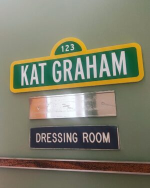 Kat Graham Instagram - Sunny days… sweeping the clouds away 🌤️🥹

To say that being on Sesame Street was a dream come true, would be an understatement… it’s literally my ringtone.

Truly one of the highlights of my life.

This is a show that has taught me the importance of celebrating being different, having compassion, giving, individuality and self love. This is a show where every character is so unique, while simultaneously so celebrated.

I cannot thank @sherrierwestin and team @sesamestreet enough for having me. I’m sorry I was such a sap. I’m usually much cooler than that! 😂

I am so excited for everyone to see what we shot in Queens, New York. I hope it inspires everyone… especially the children that watch it, the way it inspired me when I was their age.