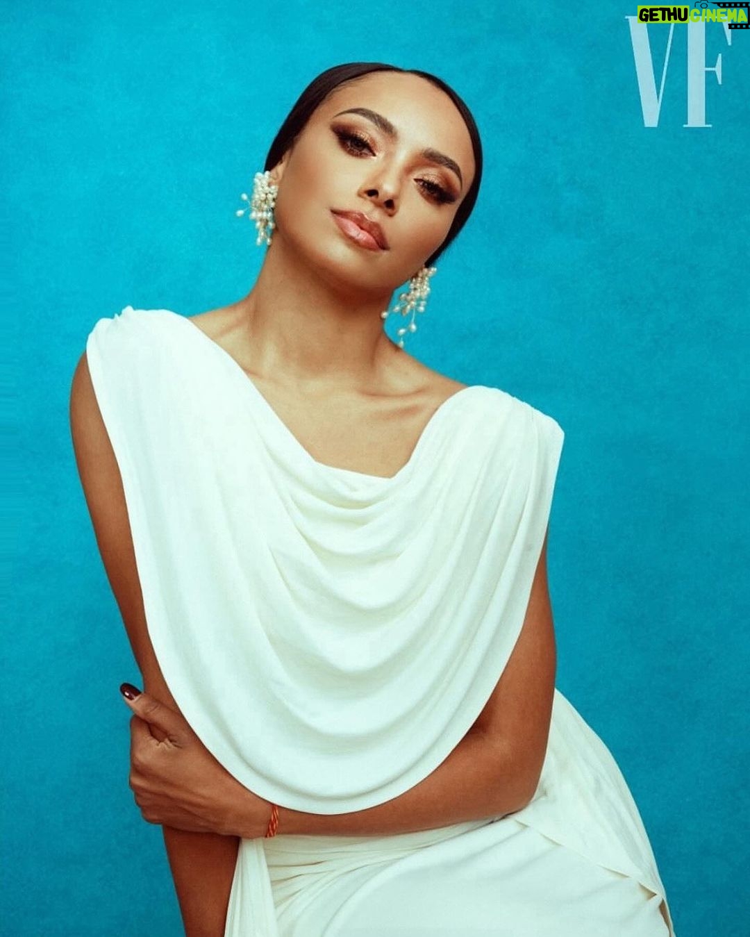 Kat Graham Instagram - Thank you @vanityfair for spotlighting these incredible young leaders for the Global Goals list with @oneyoungworld. Honored to be in the company of such great change makers. “In a time in which we are facing seemingly endless global challenges, we are also witnessing even more real-life superheroes emerge, determined to set things right.” Photographer: @charlieclift Featuring: @adwoaaboah, @dharvilas, @ceoangelawilliams, @rupikaur_, @saguftajanif, @nicholas.kee, @aidanrgallagher, @diwigdi, @lucyhale, @ivanafeld, @saramwahedi, Rana Hajirasouli, Hasina Safi, Abdoul Ouahabo Kevin Dipama, Manoly Sisavanh, Ralph Nicolai Nasara Art Director: @duartempsoares Producers: @eolandediaz, @nura_productions Project manager: @livhicks_ 1st Assistant: @oliver.mayhall 2nd Assistant: @jackcmcguire Hair & Make-up Artist: @mariacomparettomua Special Thanks: @merchantbelfast & @1g1_studio_belfast @oneyoungworld x @vanityfairlondon