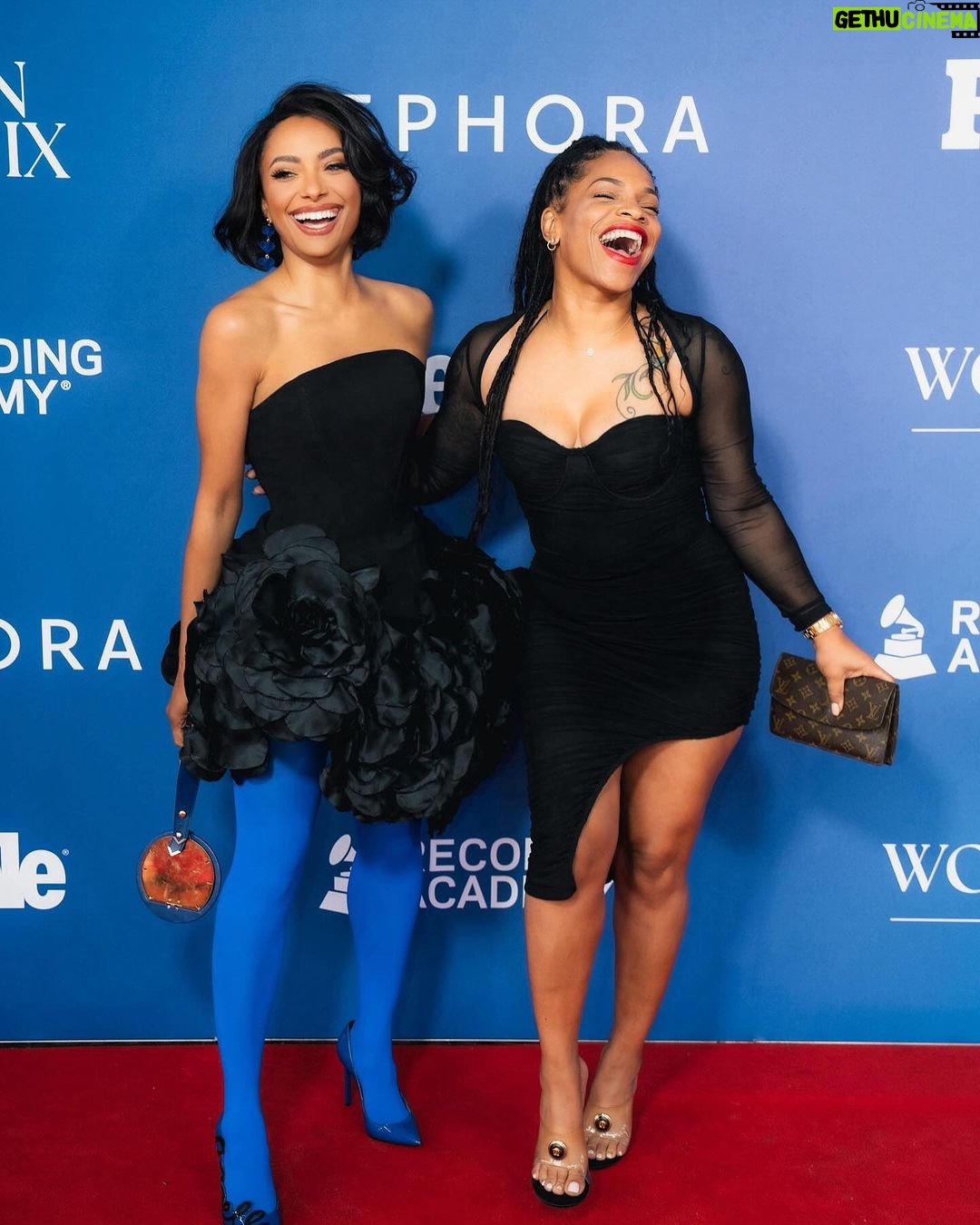 Kat Graham Instagram - Celebrating Women In The Mix with @Sephora at #GRAMMYHouse @recordingacademy 💙💕💪🏽 Los Angeles, California