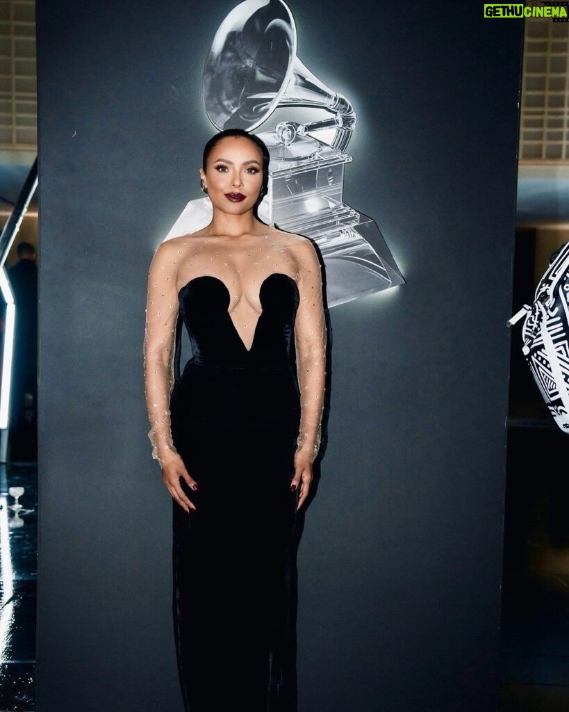 Kat Graham Instagram - Just a lil glam I did for #BMCHonors tryna be cute!