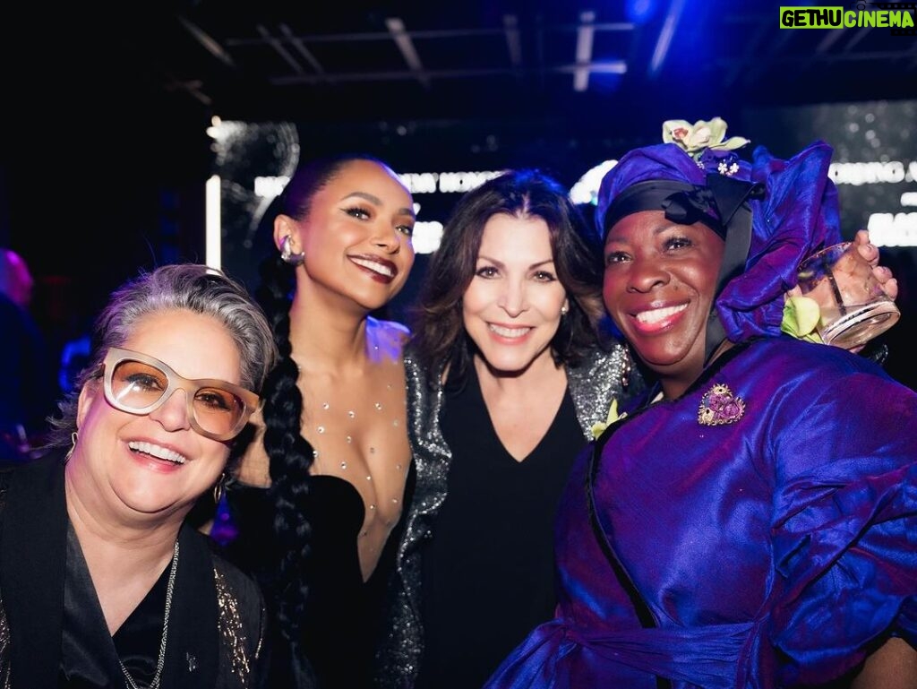 Kat Graham Instagram - Now this is a crew! At the @blackmusiccollective @recordingacademy Honors we came together to pay tribute to the brilliance of exceptional Black music creators and industry icons. It was a profound joy to celebrate their invaluable contributions and reflect on them in real time. Such an inspiring and truly mind blowing night… 📸: @obscurematchi