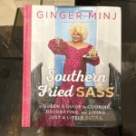 Kate Beckinsale Instagram - Thank you, @magnushastings for this absolutely genius portrait of the iconic @gingerminj and thank you to the icon herself for sending me her book, #southernfriedsass - a queen's guide to cooking, decorating, and living just a little EXTRA 👑👑👑