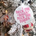 Kate Beckinsale Instagram - Christmas Eve snippets and the last one is my whole heart and my God I miss you every day but having your favourite time of year without you is brutal . Hold everyone close , Happy Christmas Eve or as happy as you can manage x