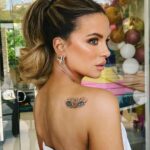 Kate Beckinsale Instagram - How can a light that burned so brightly Suddenly burn so pale 💜love you always