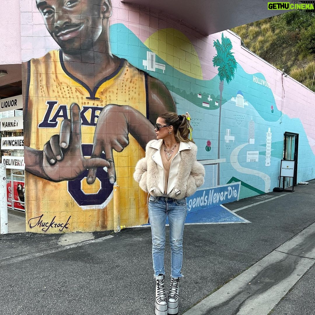 Kate Beckinsale Instagram - Day of magical magic 🪄 and some tears 💕