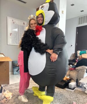 Kate Beckinsale Instagram - Sadness and joy,gratitude and rage, fear and hope, friends and family, dear animals both living and living in the heart,laughter and tears, generosity and feeling seen and loved and of course, fruit and veg costumes. Happy (or as happy as you can) Christmas. And love from us❤️