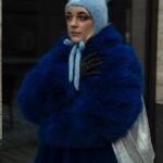Kateřina Mlejnková Instagram - Modrá 💙💙💙💙Love it! A fotky outfitů taky miluju! Dík lasko za fotku @agwillow . . . . . . . #furcoat #bluecoats #winter #ootd #style #dominikakozakova #koki9 #drmartens #winteroutfit #boots Prague, Czech Republic