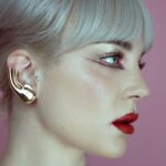 Kateřina Mlejnková Instagram - Dlouho mě výrazné rty na sobě moc nebavili, tak jsem včera zkoušela zase ty červené. 💋 jsou červené rty vaše oblíbené? Nebo taky raději saháte po nude? . . . . . . . . #redlips #makeupartist #makeup #makeuplover #photooftheday #koki9 #100daysofmakeup Prague, Czech Republic