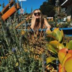 Kate Hudson Instagram - Flaunting my flora 💁🏼‍♀️🌿