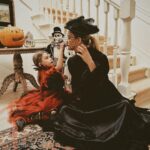 Kate Hudson Instagram – Vampire family portraits 🧛‍♀️🧛‍♀️🧛 #happyhalloween
