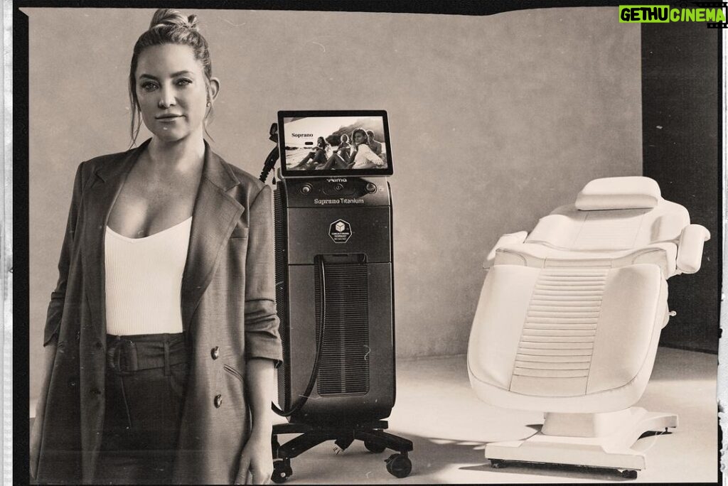Kate Hudson Instagram - I’m happy to announce my partnership with ALMA, I’ve been using their lasers for over 10 years, and love the results! I only ever partner with brands that I truly love and can honestly recommend. Alma lasers have been a part of my beauty routine with @nursejamiela forever. Painless and effective ☀️ @alma.lasers.international @almalasers_northamerica #almapartner