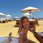 Kate Hudson Instagram - Happiness and pasta 🍝 Not mutually exclusive 🇮🇹❤️☀️🌙 Exploring with my favorite humans ❤️ Noto, Sicily
